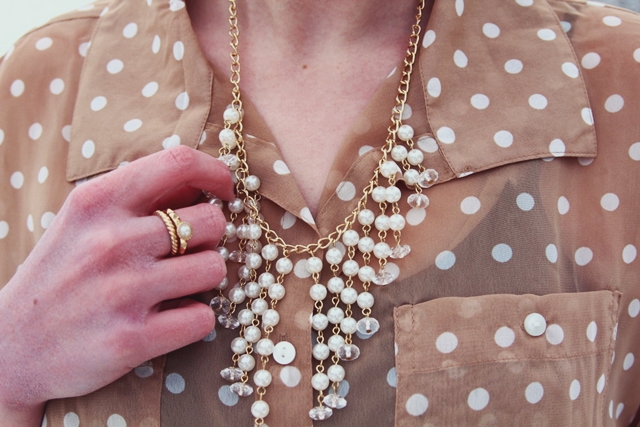 hannah rupp the outfit repeater vintage inspired winter outfit polka dots