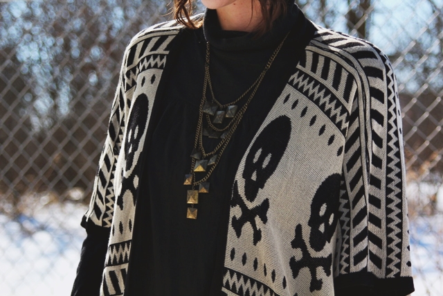 black-skull-amiclubwear-outfit-07