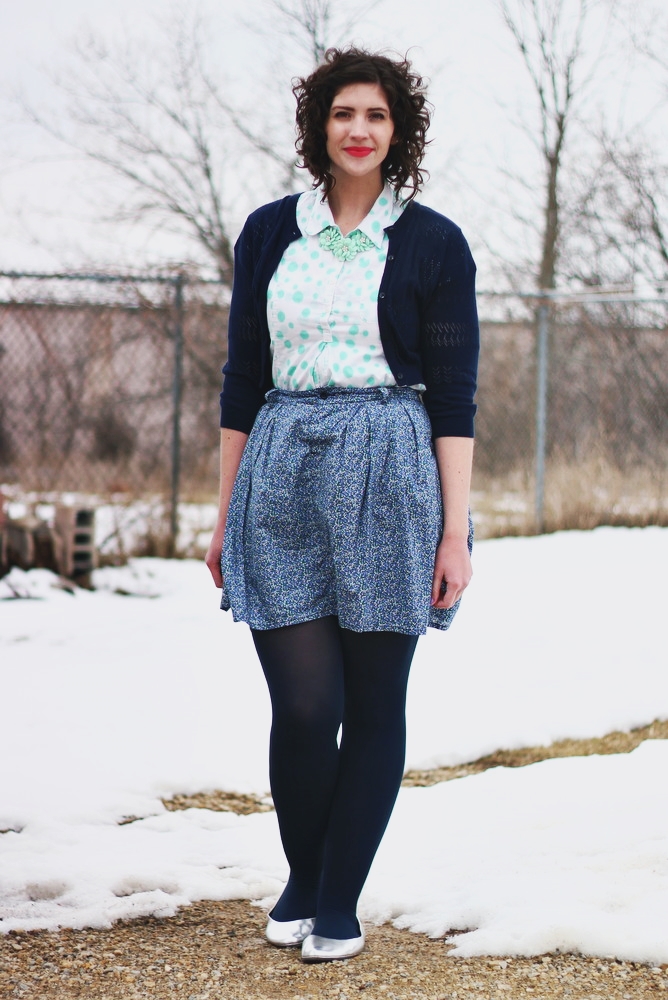 The Basics of a Simple Outfit