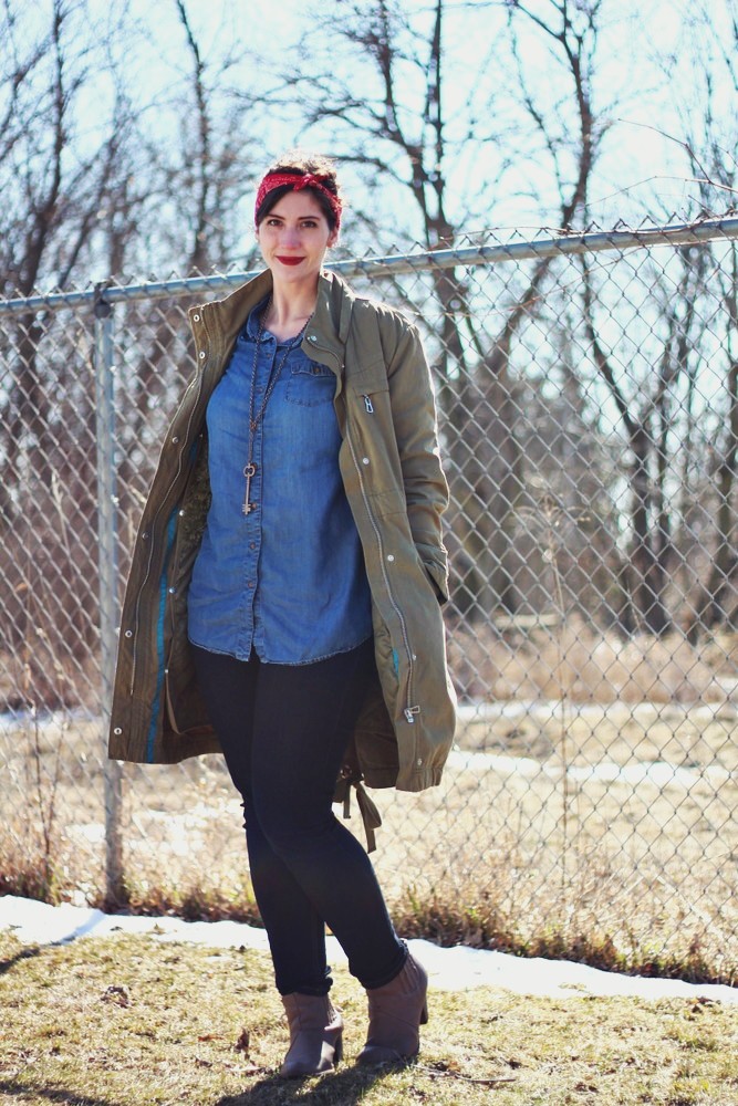 denim-red-lips-outfit-01