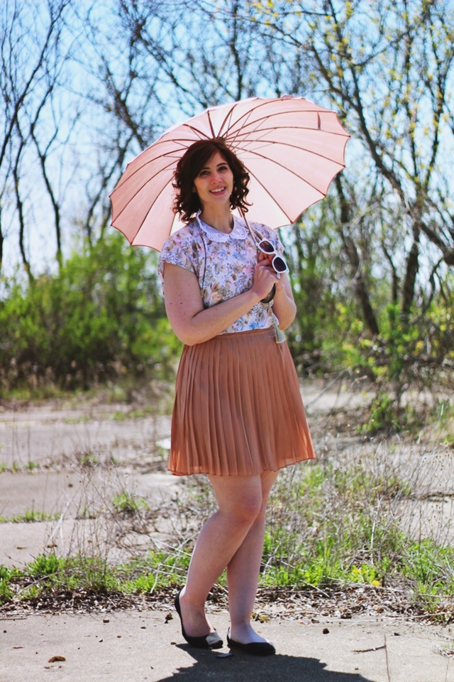 Spring Outfit Styled by Mademoiselle Ruta on The Outfit Repeater umbrella-collab-spring-outfit-04