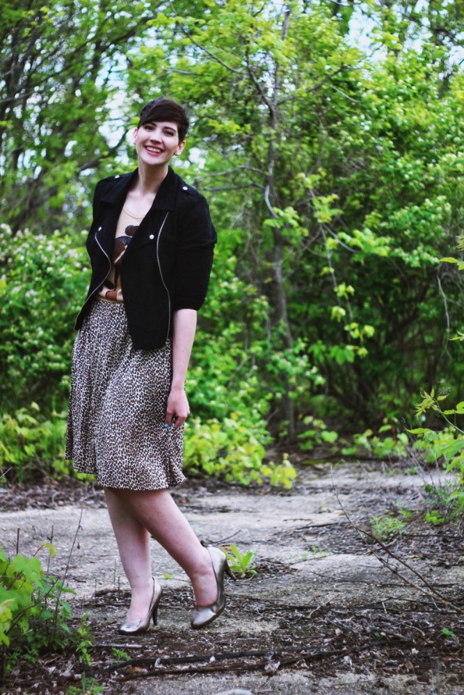 hannah rupp the outfit repeater edgy summer outfit moto jacket pixie haircut