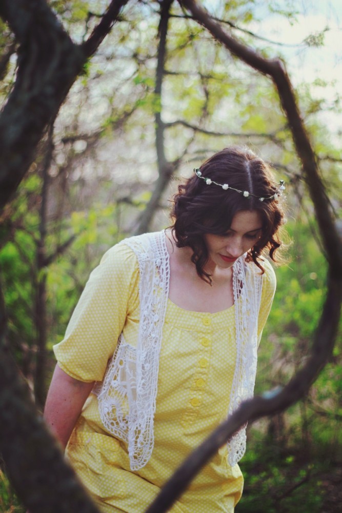 hannah rupp the outfit repeater Boho yellow dress flower crown woodsy outfit photography