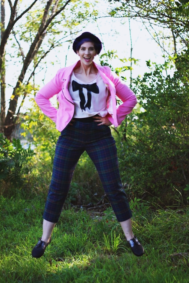 plaid-pants-quirky-basics-outfit-03