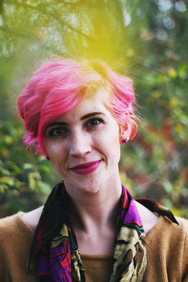 Outfit details curly bright pink pixie cut short hair, wet'n'wild mauve lipstick
