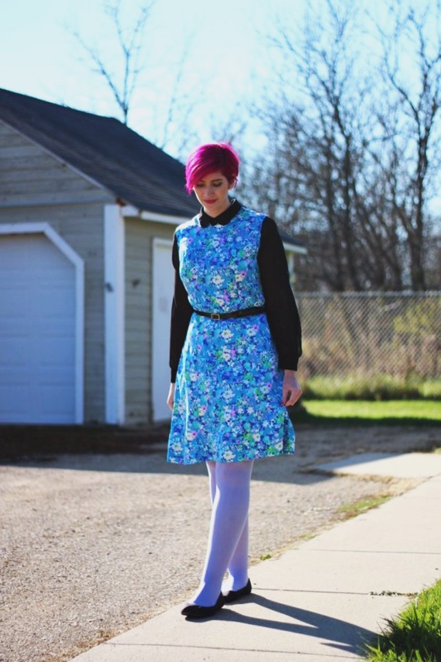 floral-mod-dress-magenta-hair-outfit-12