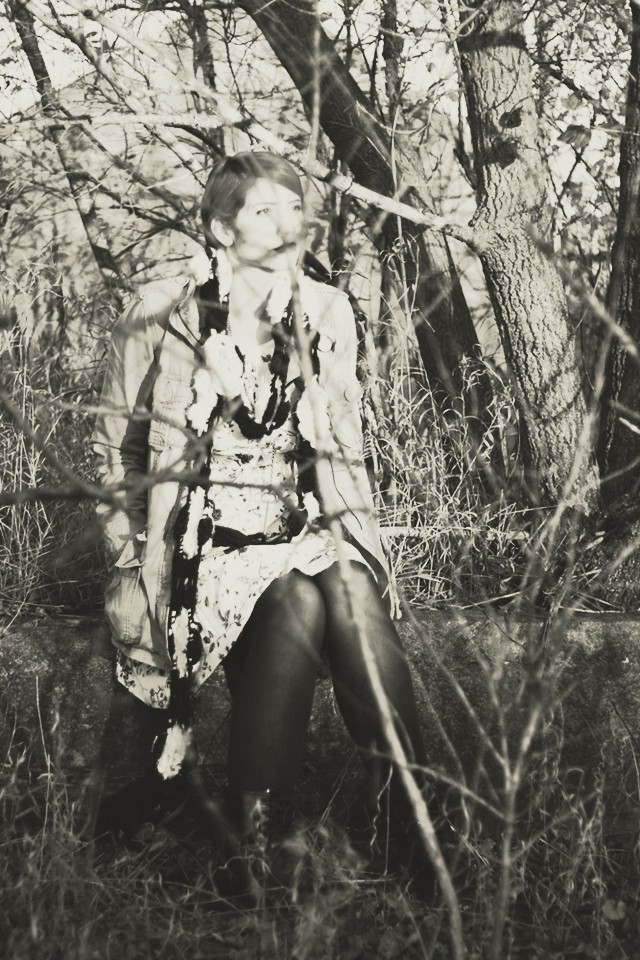 sepia toned grunge 90s outfit photo