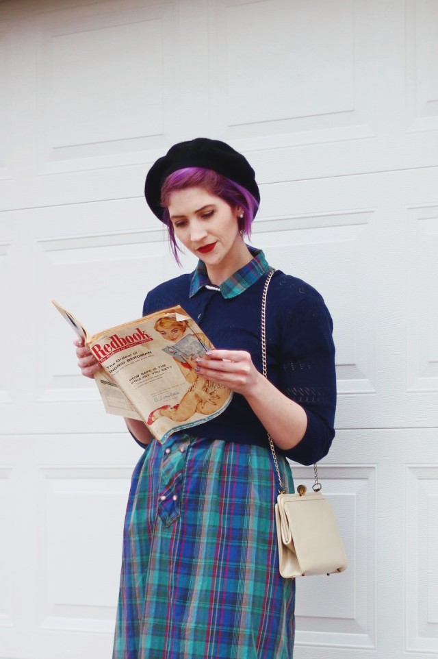 1950s-inspired-outfit-plaid-dress-05