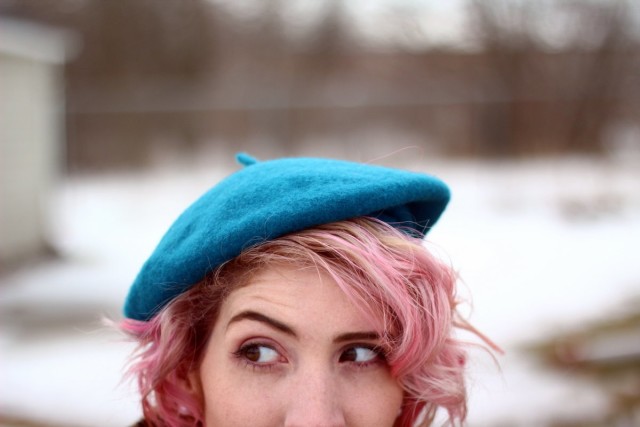 Cotton candy pink hair and a vintage teal beret.