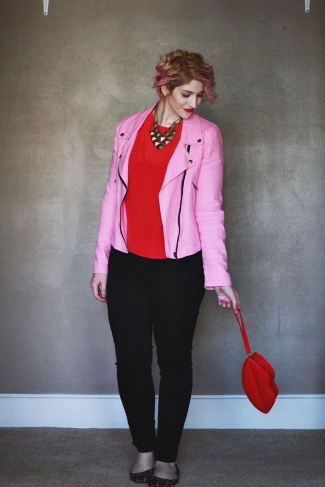 pink-and-red-outfit-valentines-day-04