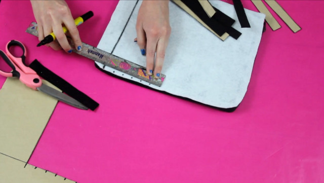 DIY Piano Keyboard Clutch | Fashion Flashback | theoutfitrepeater.com