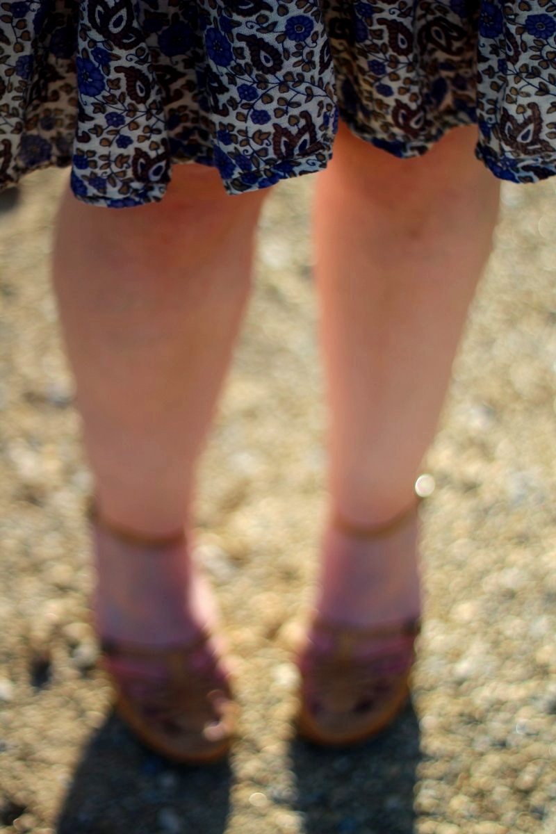 outfit details: blue/gray/brown patterned boho summer dress and nude kitten heels