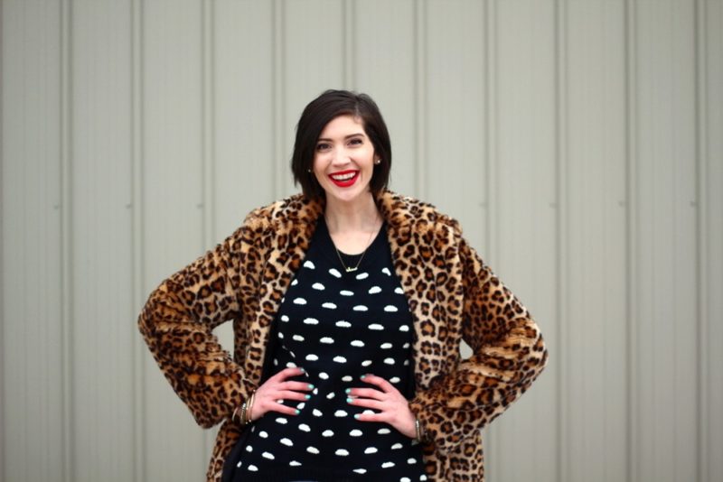 wearing a sweater winter cool girl the outfit repeater hannah rupp boyfriend jeans leopard print coat