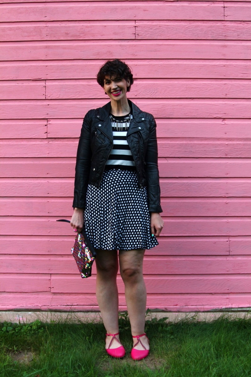 fall fashion outfit details pattern mixing H&M leather jacket thrifted thred-up girl gang baddie sequin clutch pink YSL lipstick pink wall summer