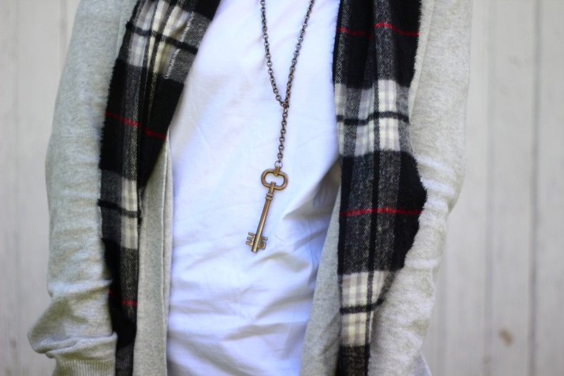 star wars outfit long tall sally review Plain white tee, longline cardigan, black jeggings, pork pie hat, MAC Ruby Woo lipstick, gray ballet flats