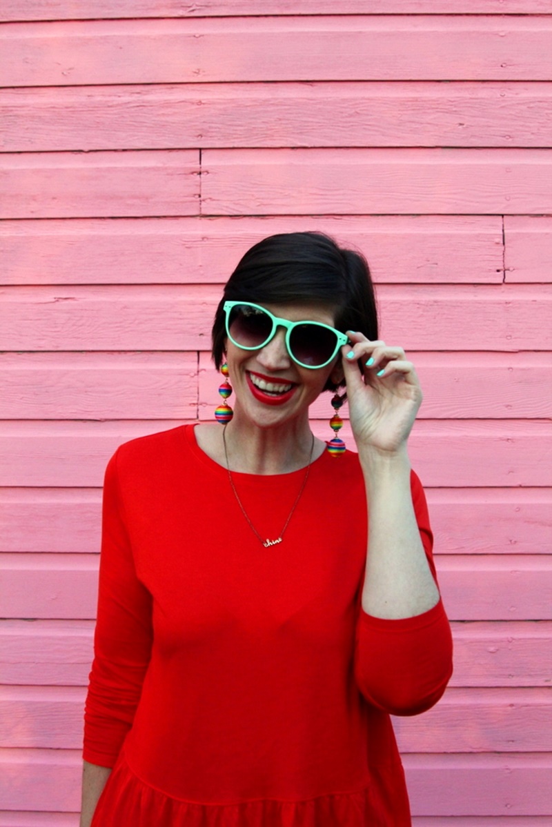 colorful outfit hannah rupp the outfit repeater pink wall rainbow purse handbag thrifted thredup white jacket skinny jeans red peplum top aqua turquoise sunglasses unique one of a kind personal style fashion
