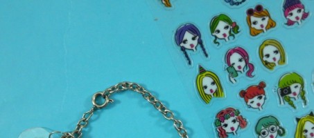 DIY Charm Bracelet Inspired By The 1980s