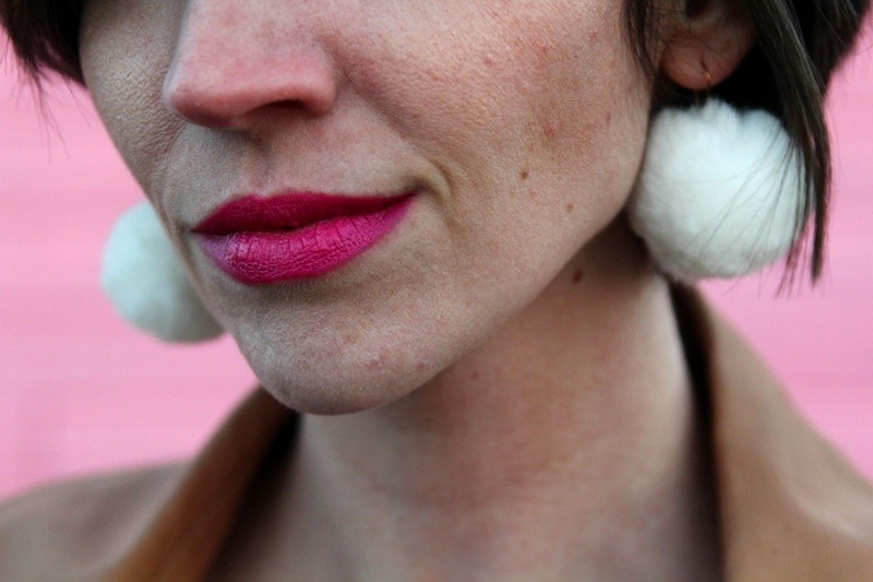 the outfit repeater hannah rupp double denim chambray blouse dark wash skinny jeans pink flats fuchsia lipstick who what wear trench coat target thrifted women's affordable style budget friendly 