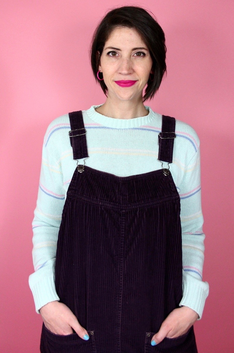 Winter Capsule Wardrobe Challenge: Day 4 | theoutfitrepeater.com hannah rupp the outfit repeater winter capsule wardrobe challenge jumper dress corduroy overalls thrifted vintage sweater