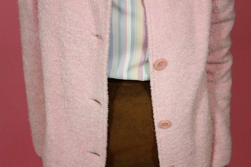 hannah rupp the outfit repeater spring pastel outfit idea ice cream vintage thrifted