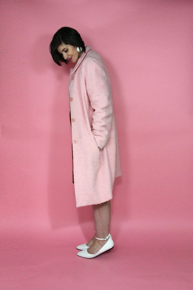 hannah rupp the outfit repeater spring pastel outfit idea ice cream vintage thrifted