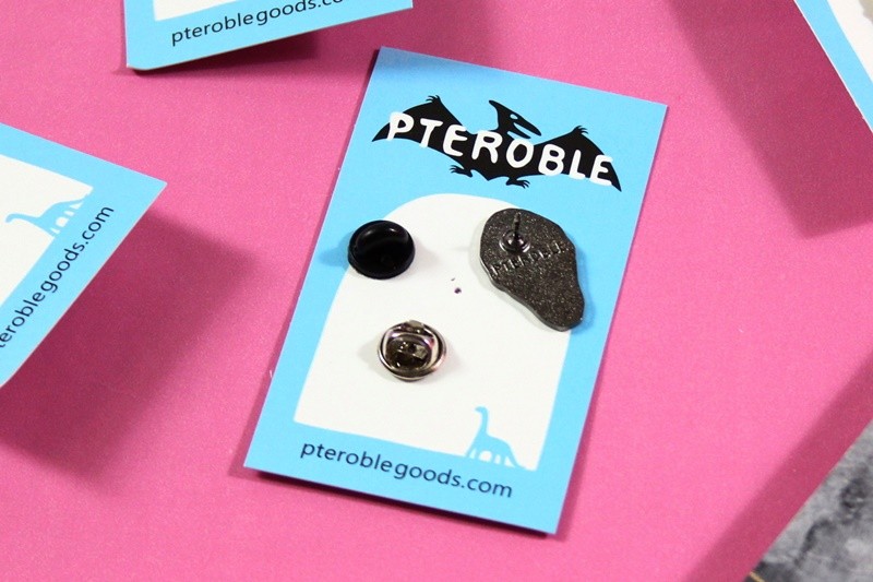 hannah rupp the outfit repeater simple clothing hacks vintage thrifted punk edgy flair enamel pins