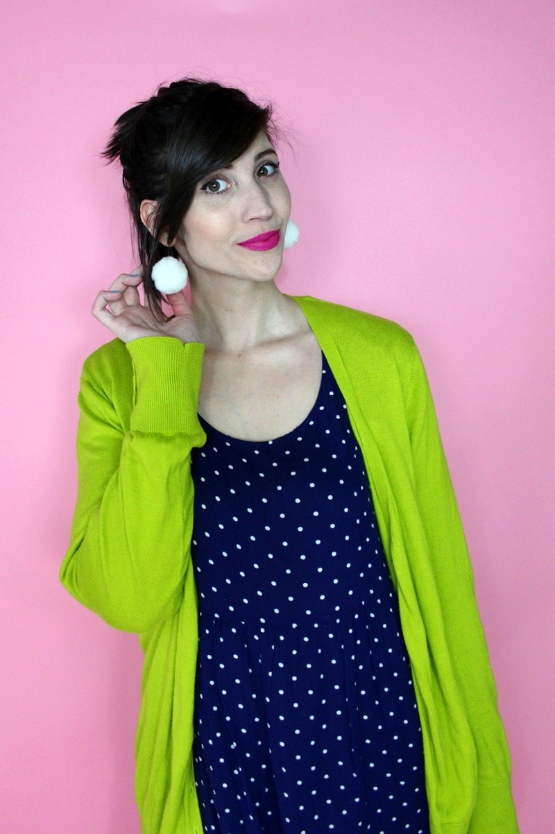 hannah rupp the outfit repeater fashion cute st. patrick's day outfit march 17th thrifted