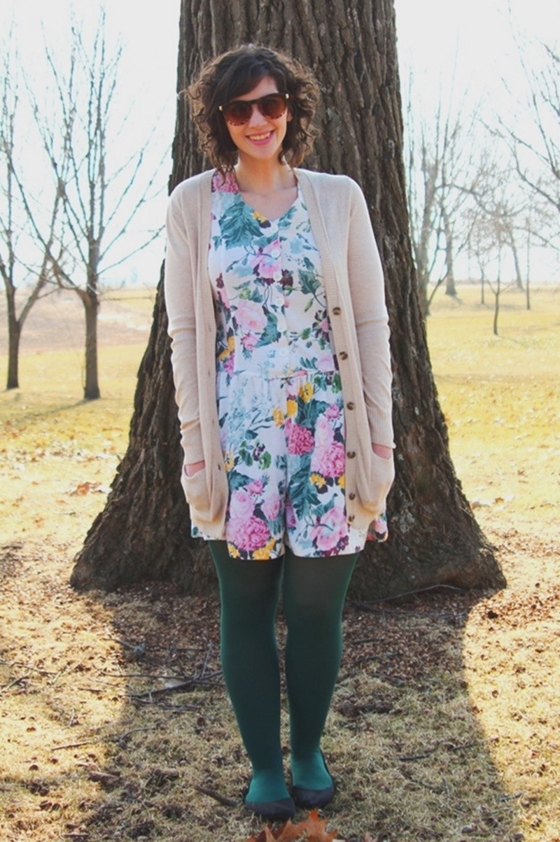 Spring Fashion Forward With These 12 Outfits | theoutfitrepeater.com the outfit repeater hannah rupp spring outfit ideas thrifted fashion