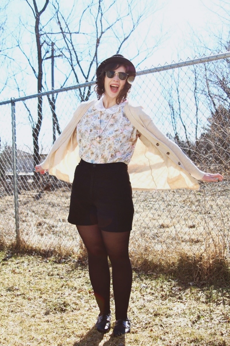 Spring Fashion Forward With These 12 Outfits | theoutfitrepeater.com the outfit repeater hannah rupp spring outfit ideas thrifted fashion