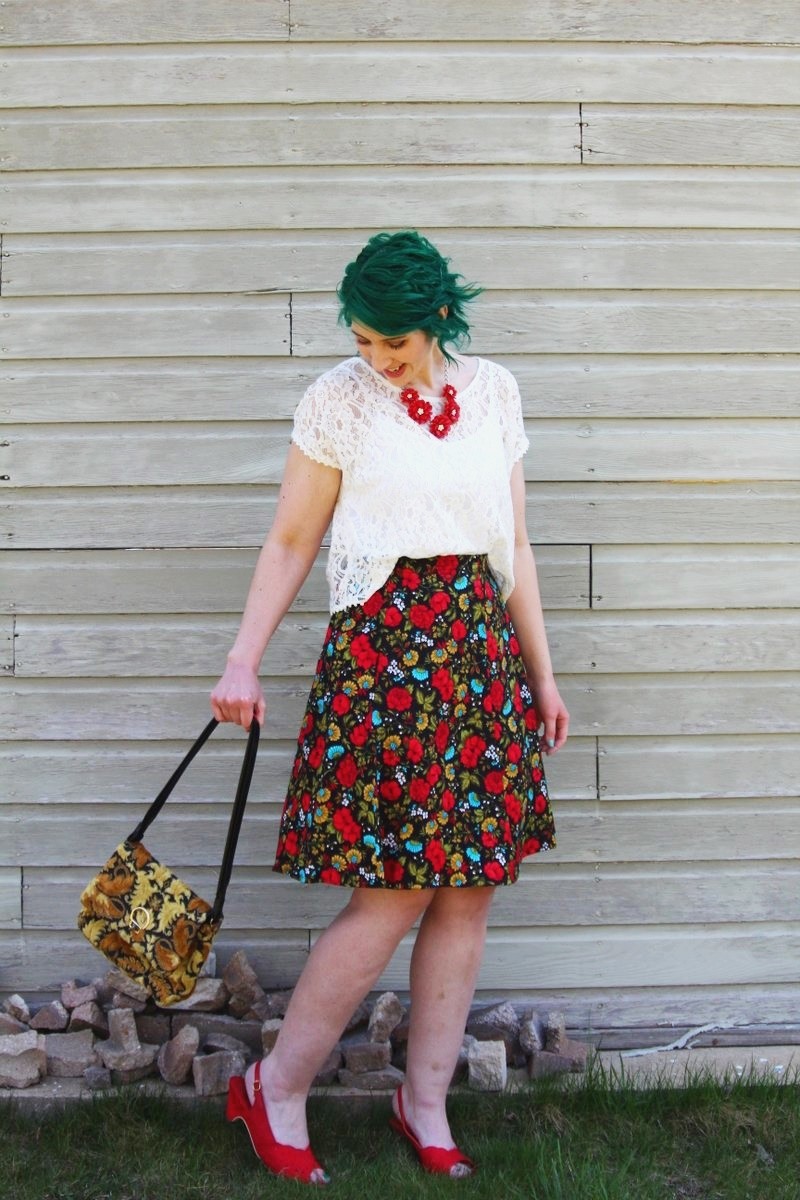 Spring Fashion Forward With These 12 Outfits | theoutfitrepeater.com the outfit repeater hannah rupp spring outfit ideas thrifted fashion