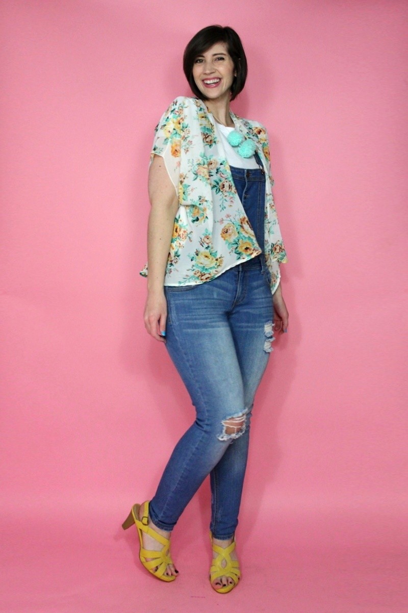 Spring Fashion Forward With These 12 Outfits | theoutfitrepeater.com the outfit repeater hannah rupp spring outfit ideas thrifted fashion