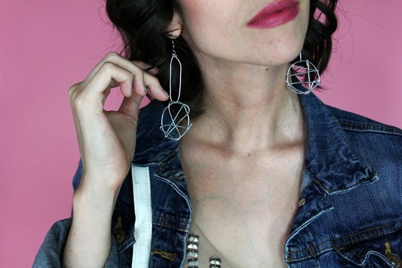 hannah rupp the outfit repeater cyndi lauper jeff goldblum vibes movie outfit inspired