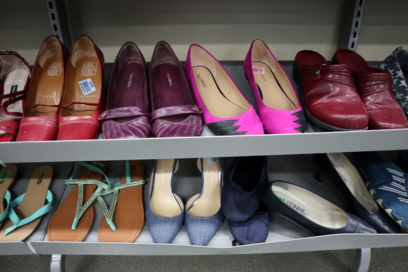 the-outfit-repeater-hannah-rupp-fashion-blog-best-wisconsin-thrift-stores-thrifting-secondhand-01