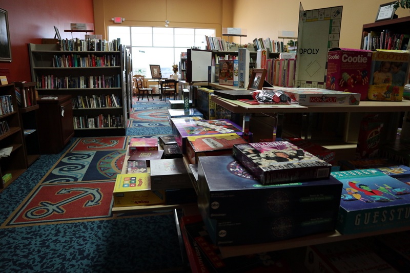 the-outfit-repeater-hannah-rupp-fashion-blog-best-wisconsin-thrift-stores-thrifting-secondhand-12