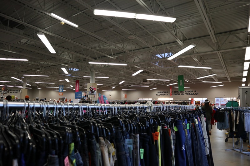 the-outfit-repeater-hannah-rupp-fashion-blog-best-wisconsin-thrift-stores-thrifting-secondhand-17