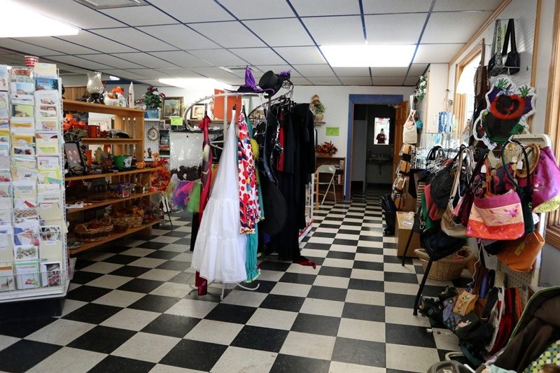 wisconsin thrift stores best favorite affordable cheap evansville hannah rupp the outfit repeater