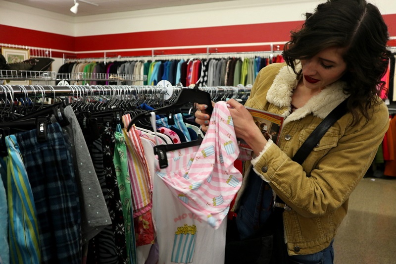 janesville-wisconsin-thrift-store-revie-fashion-outfit-repeater-hannah-rupp-05