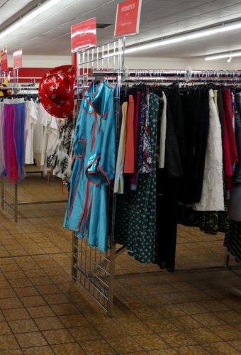 janesville-wisconsin-thrift-store-revie-fashion-outfit-repeater-hannah-rupp-06