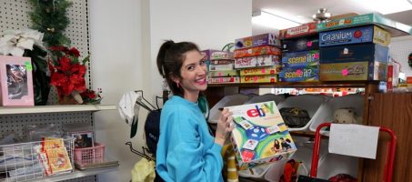 Don’t Miss These Thrift Stores in Northern Illinois!