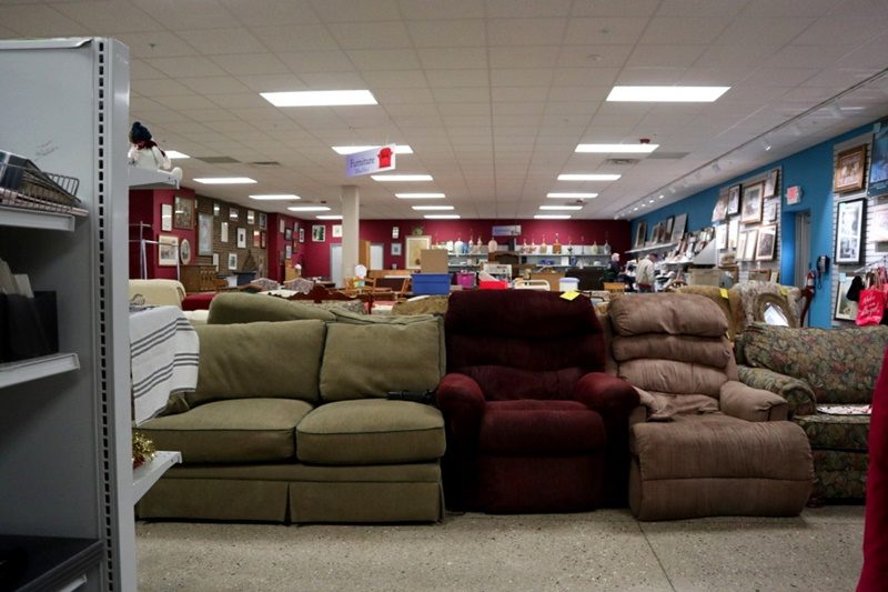 madison wisconsin thrift store review vinnys odana hannah rupp the outfit repeater