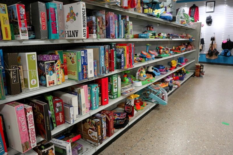 madison wisconsin thrift store review vinnys odana hannah rupp the outfit repeater