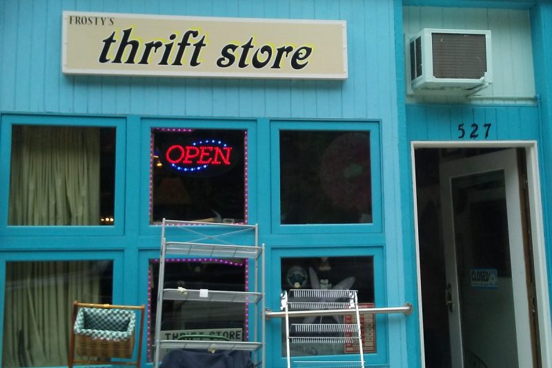 The Ultimate Guide To Finding New Thrift Stores In Your Area | www.theoutfitrepeater.com The Ultimate Guide To Finding New Thrift Stores In Your Area | www.theoutfitrepeater.com