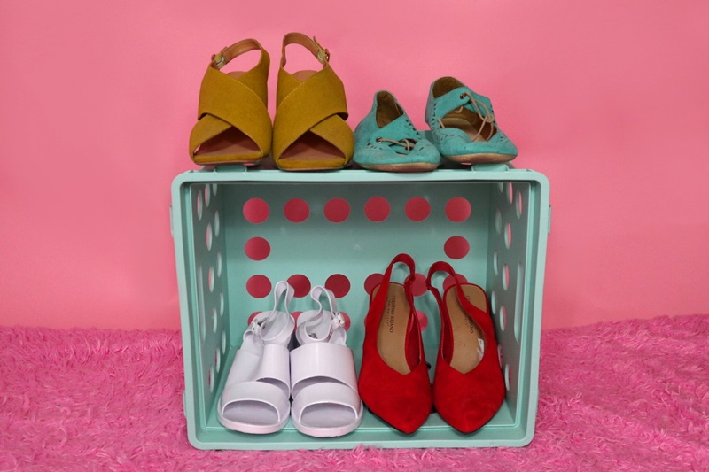 small closet organization ideas hannah rupp the outfit repeater