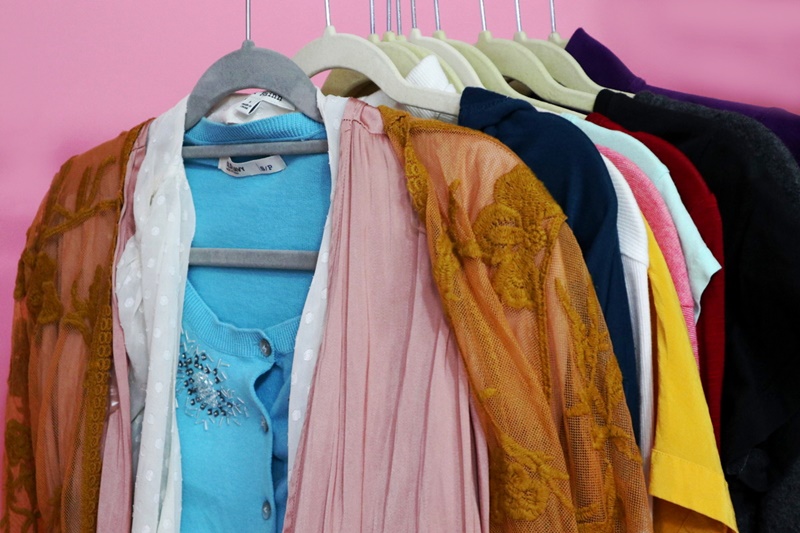 small closet organization ideas hannah rupp the outfit repeater