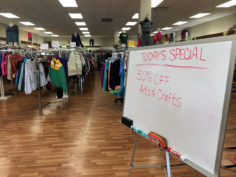 secondhand-thrift-store-map-midwest-theoutfitrepeater-hannah-rupp-06