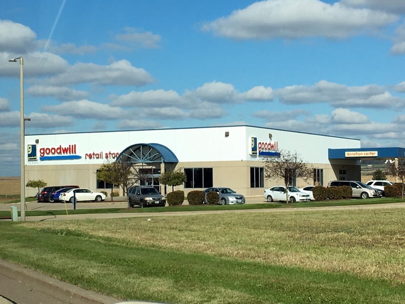 secondhand-thrift-store-map-midwest-theoutfitrepeater-hannah-rupp-14