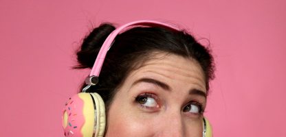 6 Podcasts To Listen To If You Love Thrifting