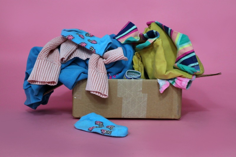 thrifters guide how to declutter your closet the outfit repeater hannah rupp