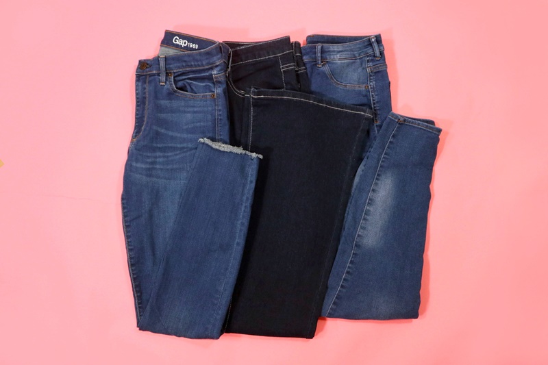 My Top 6 Style Goals of 2022 | www.theoutfitrepeater.com 3 pairs of denim blue jeans on a pink background "hannah rupp" "the outfit repeater"