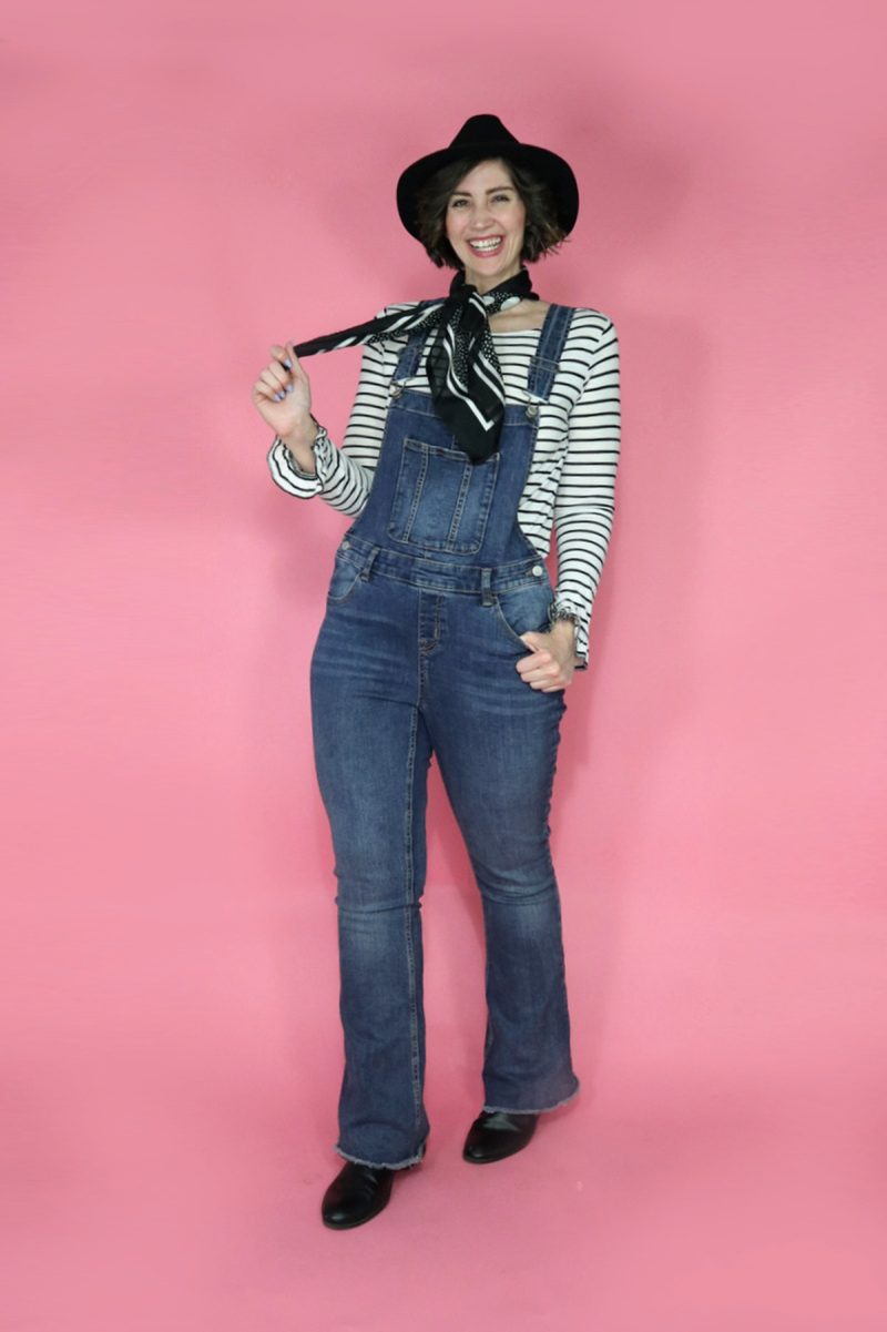 9 Fun Ways To Wear Flare Denim Overalls | theoutfitrepeater.com